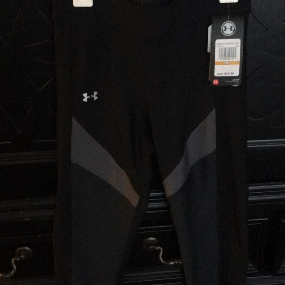 Under Armour spandex workout pants